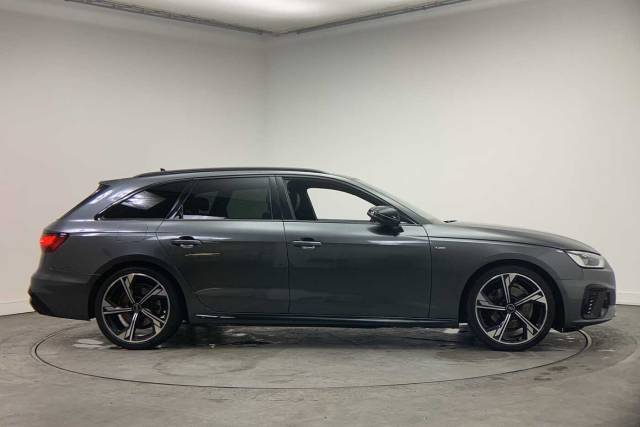 2023 Audi A4 Avant 2.0 Avant Black Edition 35 TFSI  150 PS S tronic