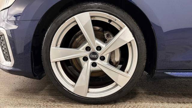 2022 Audi A4 Saloon 2.0 S line 40 TFSI  204 PS S tronic