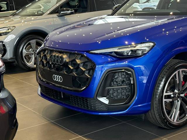 2025 Audi Q5 Sportback AUDI Q5 Sportback Edition 1 TFSI quattro 204 PS S tronic