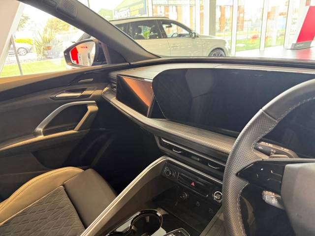 2025 Audi Q5 Sportback AUDI Q5 Sportback Edition 1 TFSI quattro 204 PS S tronic