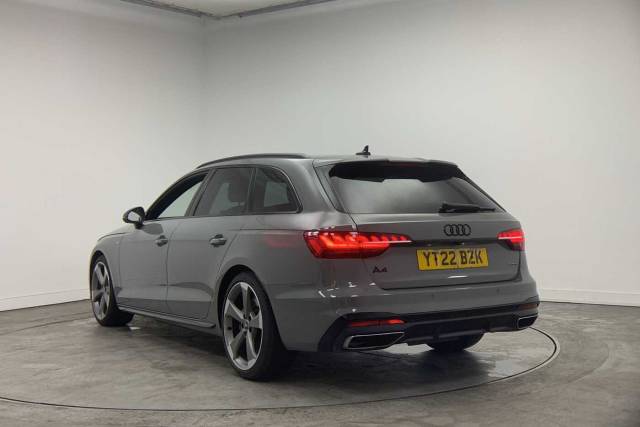 2022 Audi A4 Avant 2.0 Avant Black Edition 45 TFSI quattro 265 PS S tronic