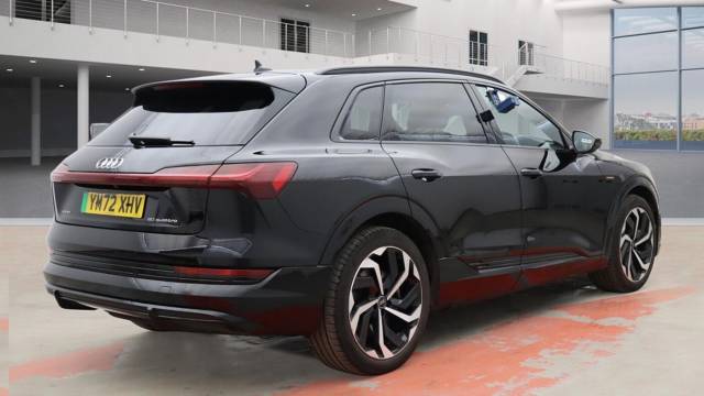 2023 Audi E-tron Black Edition 50 quattro 230,00 kW