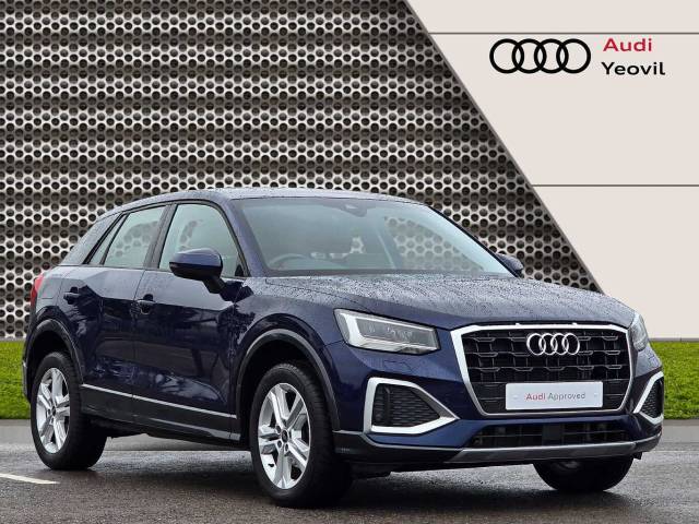 Audi Q2 1.5 Sport 35 TFSI  150 PS S tronic 4x4 vehicle Petrol Navarra Blue Metallic