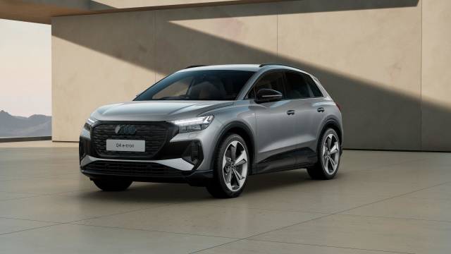 Audi Q4 e-tron AUDI Q4 Black Edition 45 e-tron 210,00 kW SUV Electric Typhoon grey, metallic