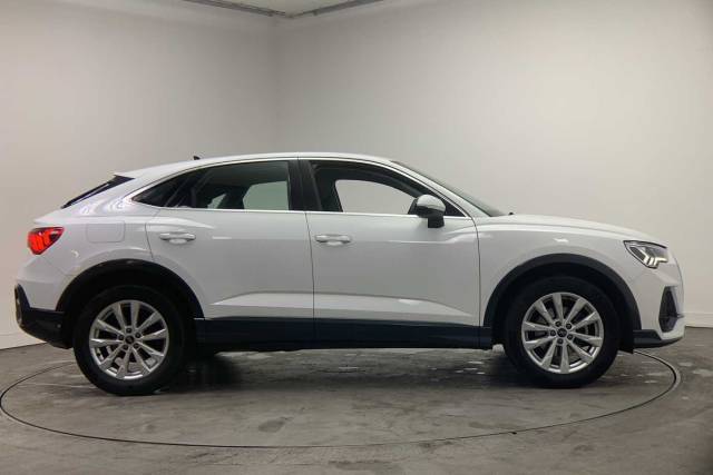 2023 Audi Q3 Sportback 1.5 Sport 35 TFSI  150 PS S tronic