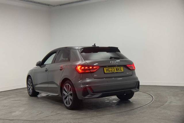 2023 Audi A1 Sportback 1.5 S line 35 TFSI  150 PS S tronic