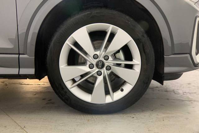 2024 Audi Q2 1.5 S line 35 TFSI  150 PS S tronic