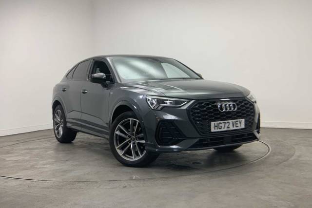 Audi Q3 Sportback 1.5 Black Edition 35 TFSI  150 PS 6-speed 4x4 vehicle Petrol Daytona grey, pearl effect