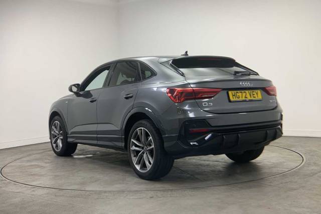 2023 Audi Q3 Sportback 1.5 Black Edition 35 TFSI  150 PS 6-speed