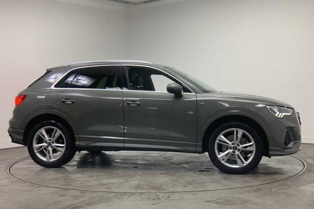 2023 Audi Q3 2.0 (O) S line 40 TFSI quattro 190 PS S tronic