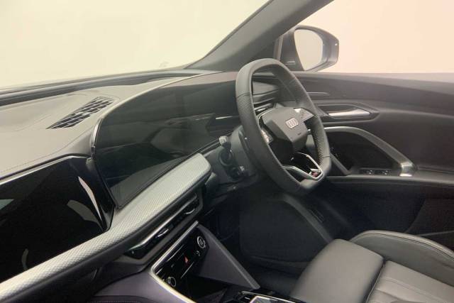 2025 Audi Q5 2.0 SUV S line TFSI quattro 204 PS S tronic