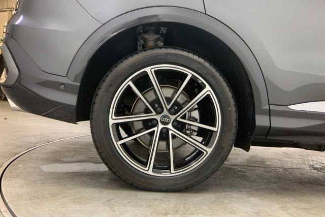 2025 Audi Q5 2.0 SUV S line TFSI quattro 204 PS S tronic