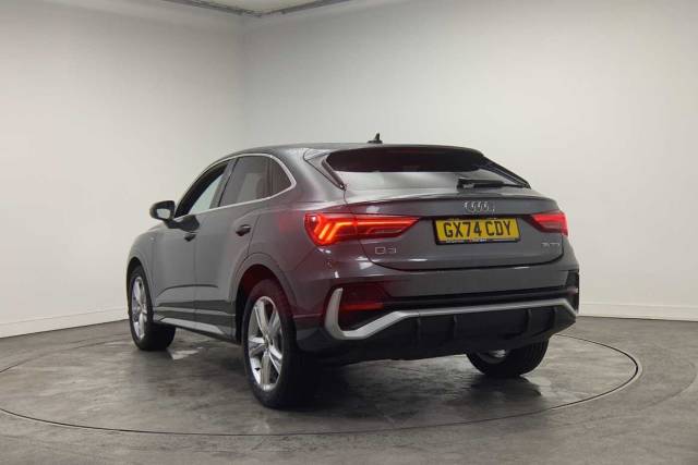2024 Audi Q3 Sportback 1.5 S line 35 TFSI  150 PS S tronic