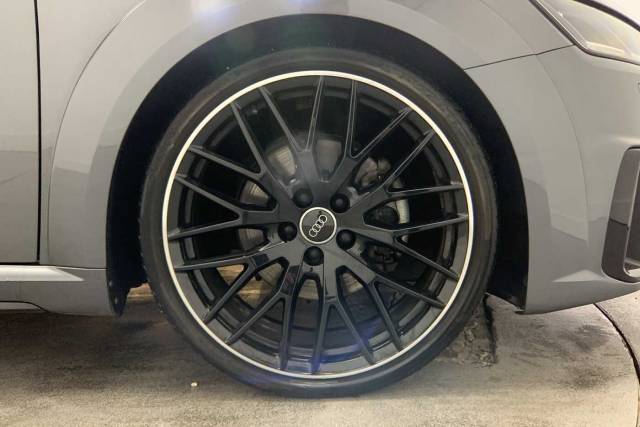 2020 Audi TT 2.0 Coup- Black Edition 40 TFSI  197 PS S tronic