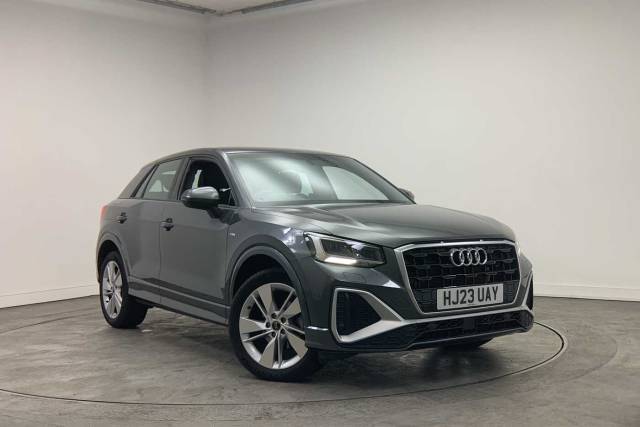 Audi Q2 1.5 S line 35 TFSI  150 PS S tronic 4x4 vehicle Petrol Daytona Grey Pearlescent