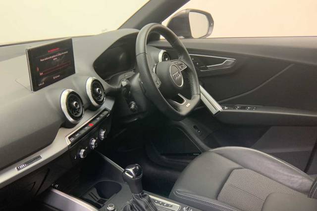 2023 Audi Q2 1.5 S line 35 TFSI  150 PS S tronic