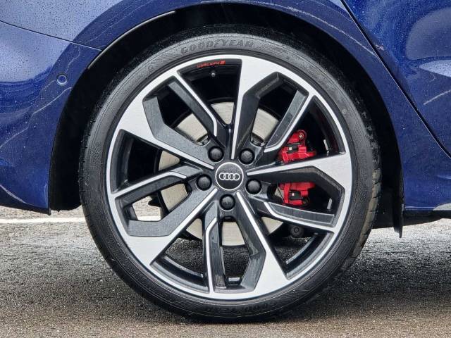 2024 Audi S3 Sportback 2.0 Black Edition TFSI  333 PS S tronic