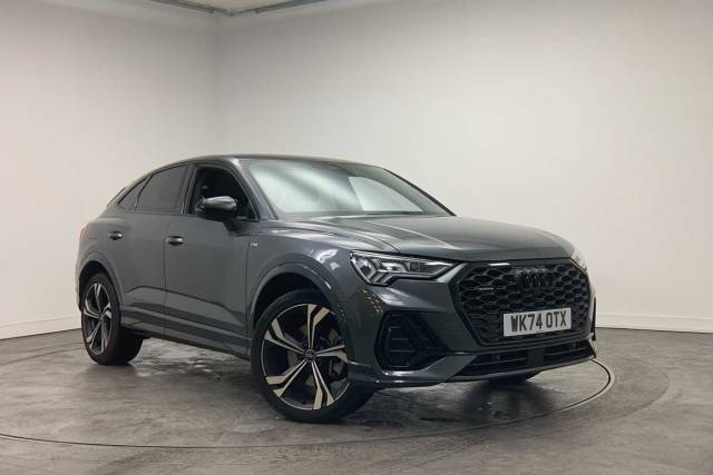 Audi Q3 Sportback 2.0 Black Edition 45 TFSI quattro 245 PS S tronic 4x4 vehicle Petrol Daytona Grey Pearl Effect