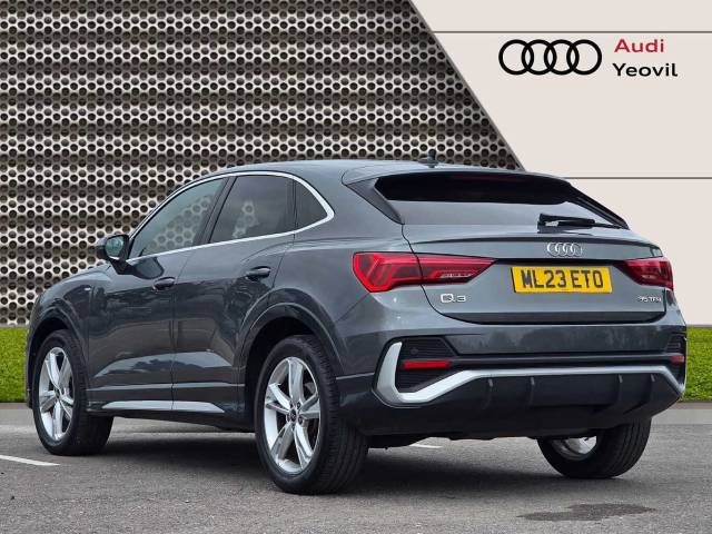 2023 Audi Q3 Sportback 1.5 S line 35 TFSI  150 PS S tronic