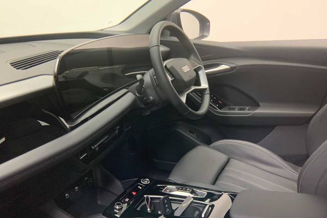 2025 Audi Q6 e-tron Q6 SUV Sport e-tron  185,00 kW