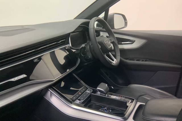 2023 Audi Q7 3.0 S line 50 TDI quattro 286 PS tiptronic