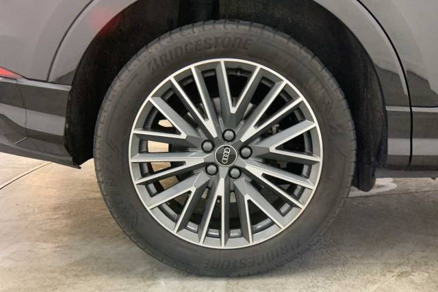 2024 Audi Q3 2.0 S line 40 TFSI quattro 190 PS S tronic