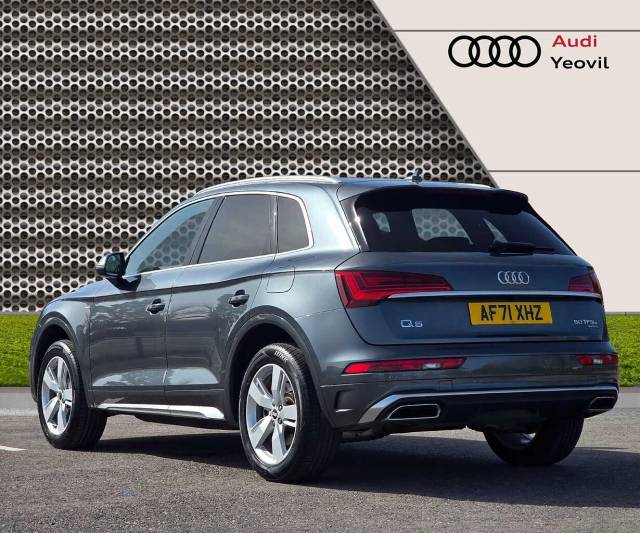 2021 Audi Q5 TFSI e 2.0 S line 50 TFSI e quattro 299 PS S tronic