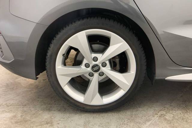 2022 Audi A3 Sportback 1.5 S line 35 TFSI  150 PS S tronic