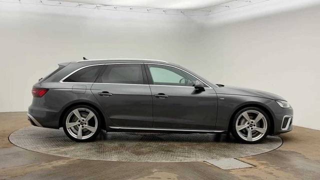 2024 Audi A4 Avant 2.0 Avant S line 40 TFSI  204 PS S tronic