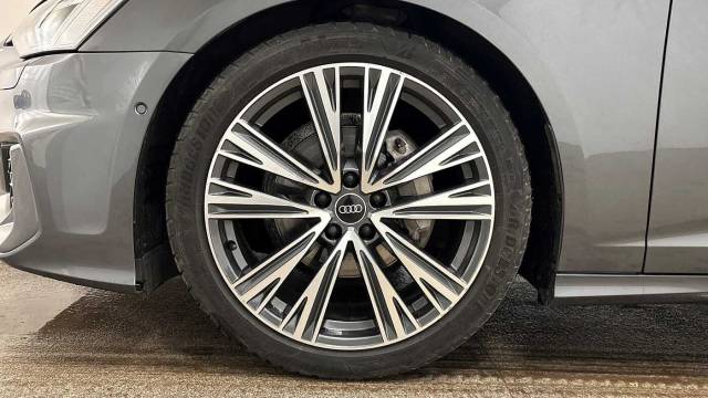 2024 Audi A6 2.0 Avant S line 40 TFSI  204 PS S tronic