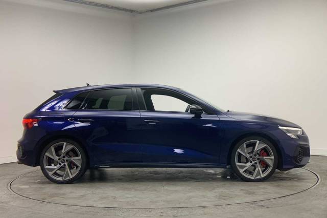 2024 Audi S3 Sportback 2.0 Black Edition TFSI  310 PS S tronic