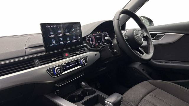 2022 Audi A4 Saloon 2.0 Technik 35 TFSI  150 PS S tronic