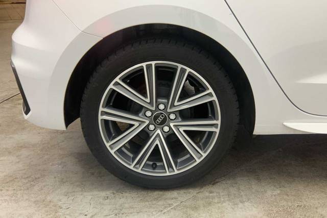 2024 Audi A1 Sportback 1.0 S line 25 TFSI  95 PS S tronic