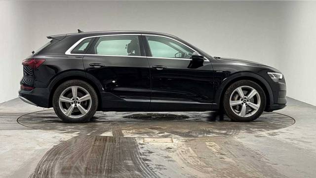 2022 Audi E-tron Technik 50 quattro 230,00 kW