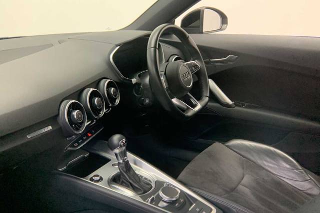 2020 Audi TT 2.0 Coup- Sport 40 TFSI  197 PS S tronic