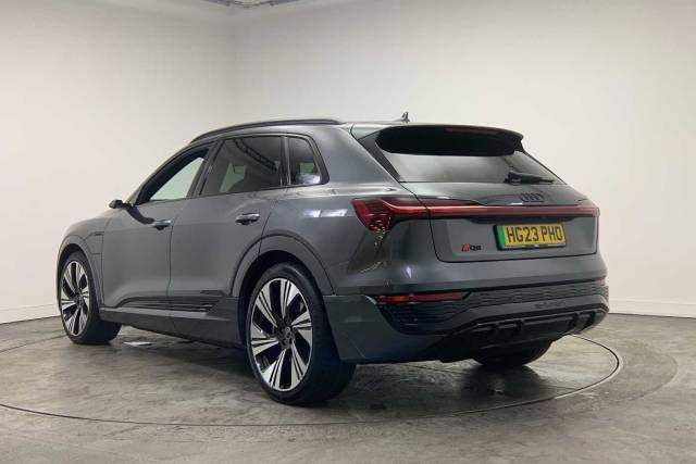 2023 Audi Q8 e-tron Vorsprung 55 e-tron quattro 300,00 kW
