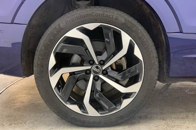 2021 Audi E-tron Black Edition 55 quattro 300,00 kW