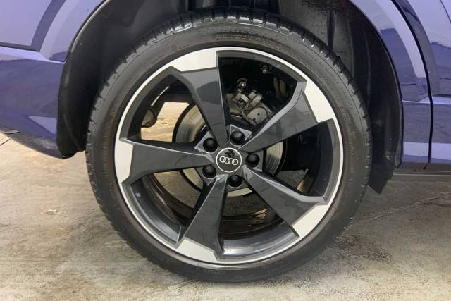 2022 Audi Q2 1.5 Black Edition 35 TFSI  150 PS S tronic