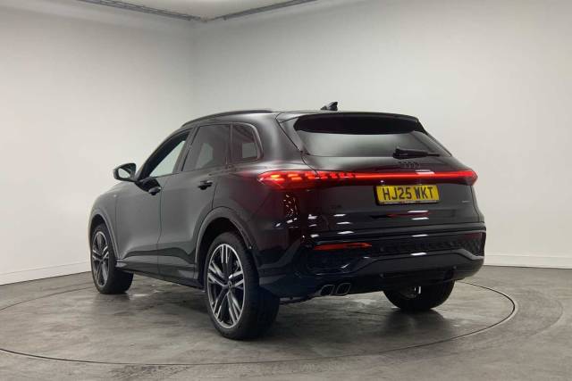 2025 Audi Q5 2.0 SUV Edition 1 TDI quattro 204 PS S tronic