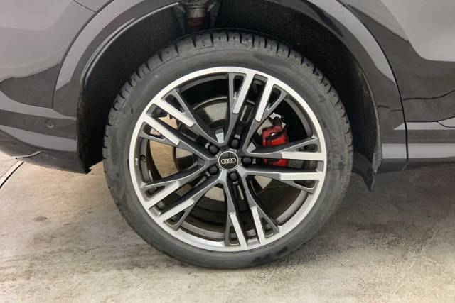 2025 Audi Q5 2.0 SUV Edition 1 TDI quattro 204 PS S tronic