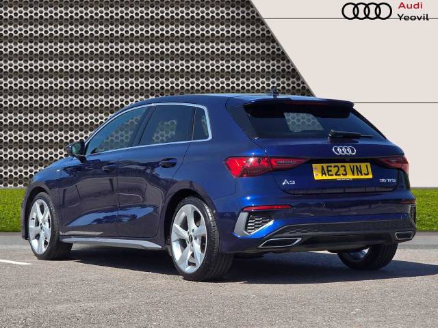 2023 Audi A3 Sportback 1.5 S line 35 TFSI  150 PS S tronic