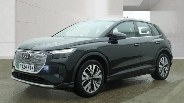 2024 Audi Q4 e-tron Q4  Sport 45 e-tron  210,00 kW