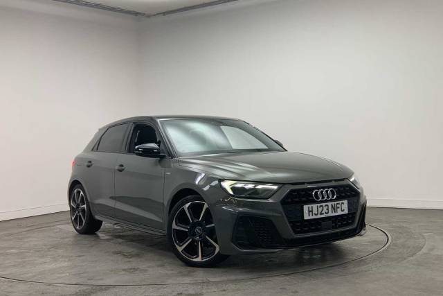 Audi A1 Sportback 1.0 Black Edition 30 TFSI  110 PS S tronic Hatchback Petrol Chronos grey, metallic