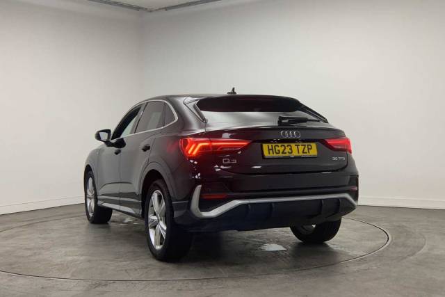 2023 Audi Q3 Sportback 1.5 S line 35 TFSI  150 PS 6-speed
