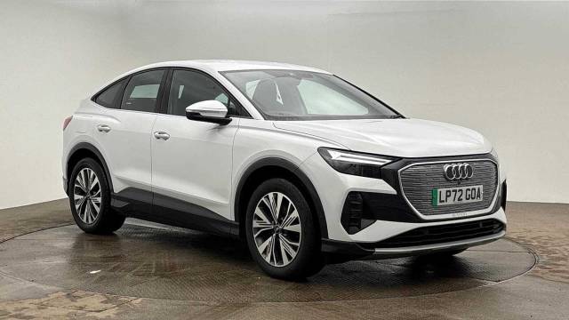 Audi Q4 Sportback e-tron Q4 Sportback Sport 40 e-tron  150,00 kW 4x4 vehicle Electric Glacier White Metallic