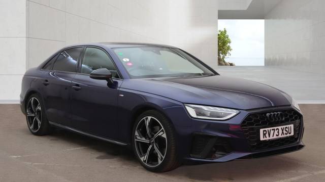 Audi A4 Saloon 2.0 Black Edition 35 TFSI  150 PS S tronic Saloon Petrol Navarra Blue Metallic