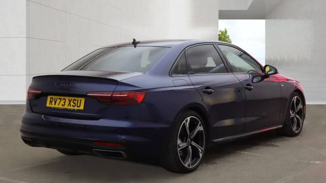 2023 Audi A4 Saloon 2.0 Black Edition 35 TFSI  150 PS S tronic