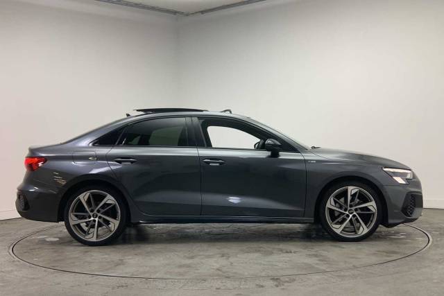 2024 Audi A3 Saloon 1.5 Black Edition 35 TFSI  150 PS S tronic