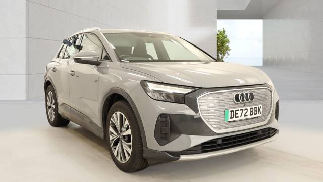 Audi Q4 e-tron Q4  Sport 40 e-tron  150,00 kW 4x4 vehicle Electric Pebblestone Grey