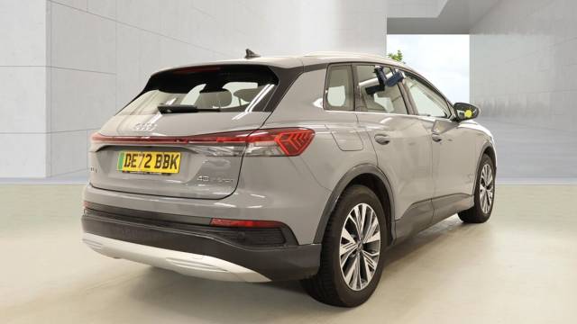 2022 Audi Q4 e-tron Q4  Sport 40 e-tron  150,00 kW